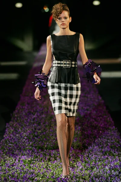 Look 2